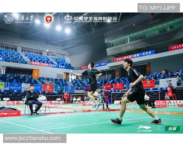 赛后分析:上海羽毛球队与深圳羽毛球队的耐力较量与战术对决 赛后分析:上海羽毛球队与深圳羽毛球队的耐力较量与战术对决