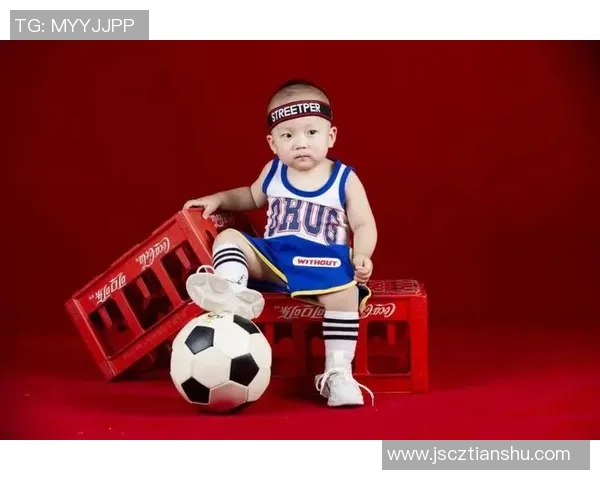 足球明星p化身可爱娃娃展现童趣魅力引发粉丝热议 足球明星p化身可爱娃娃展现童趣魅力引发粉丝热议